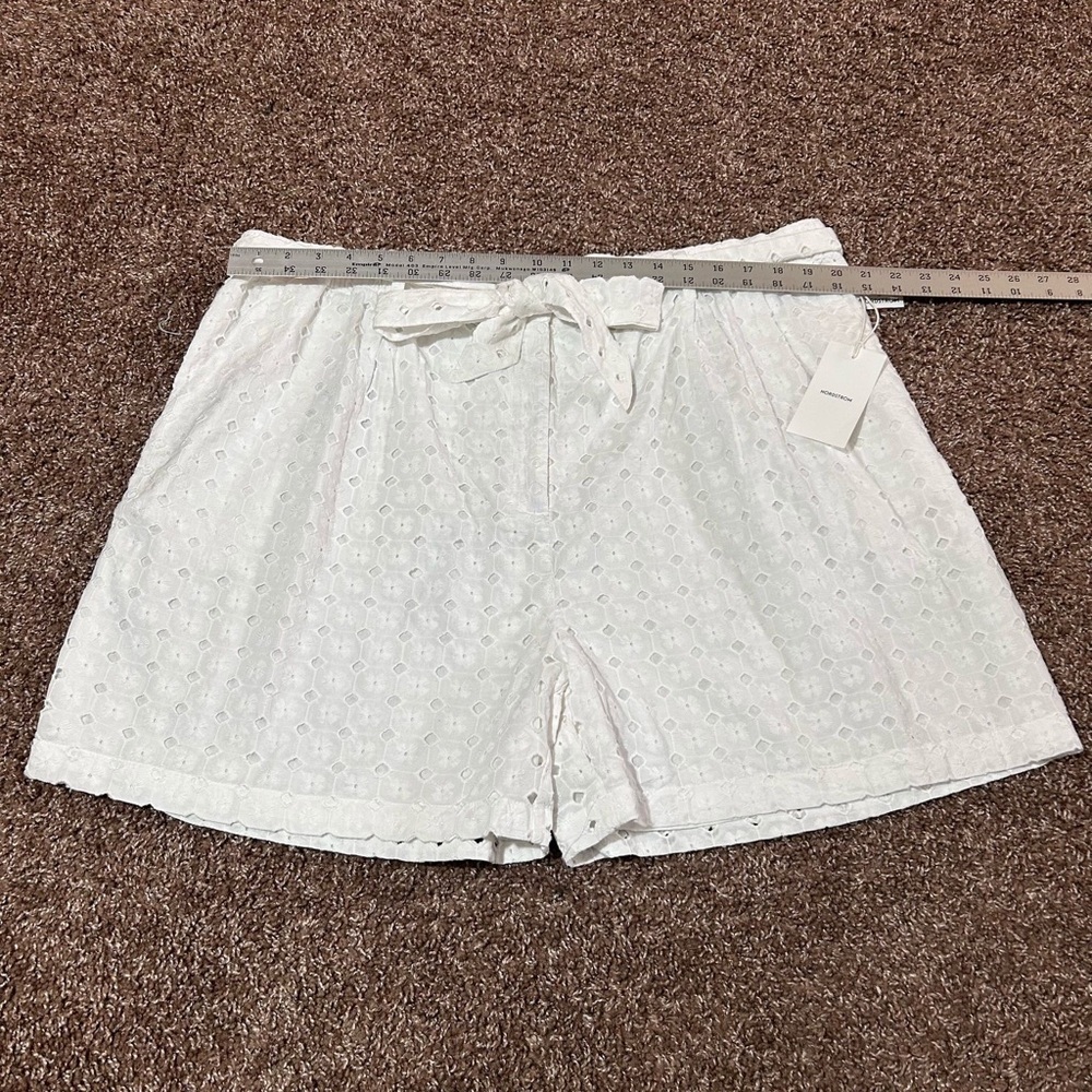 Nordstrom White High Waist Shorts - Picture 3 of 8